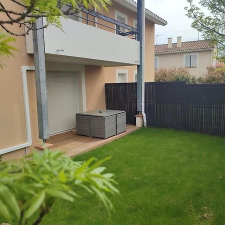 Apartmán T2 Avec Jardin Proche Aeroport, Airbus, Meet Daux Exteriér fotografie