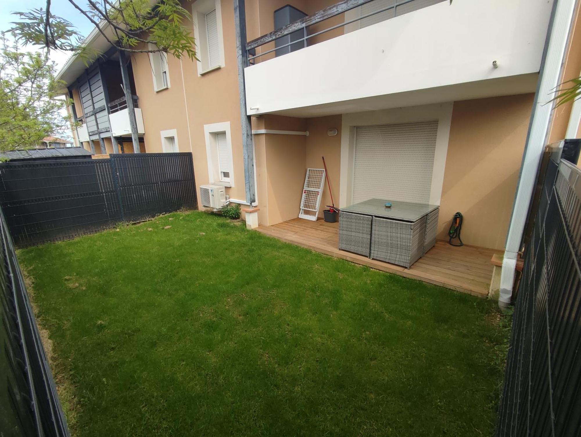 Apartmán T2 Avec Jardin Proche Aeroport, Airbus, Meet Daux Exteriér fotografie